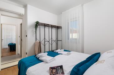 Apartmaji s parkingom Draga Bašćanska, Krk - 27157