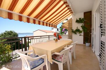 Apartmaji in sobe s parkingom Brela, Makarska - 2716