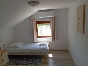 Robinson-lejligheder med parkering Krupa, Zagora - 27162