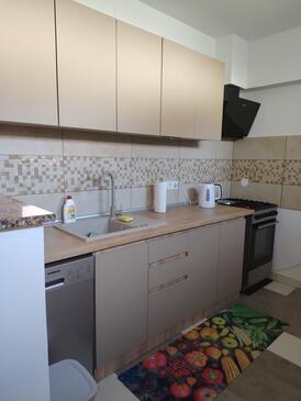Apartamentos con parking Varazdin, Zagorje - 27169