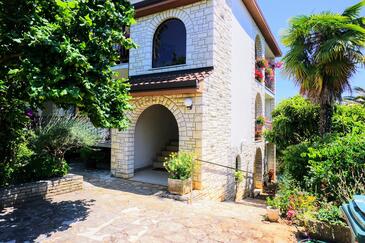 Apartmány s parkovištěm Bašanija, Umag - 27178
