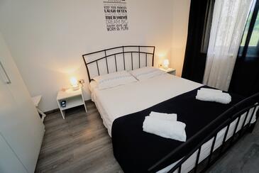 Appartementen met parkeerplaats Murine, Umag - 27185