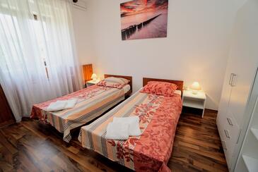 Appartementen met parkeerplaats Murine, Umag - 27185