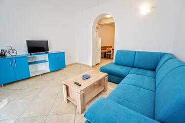 Apartments with parking space Bašanija, Umag - 27188