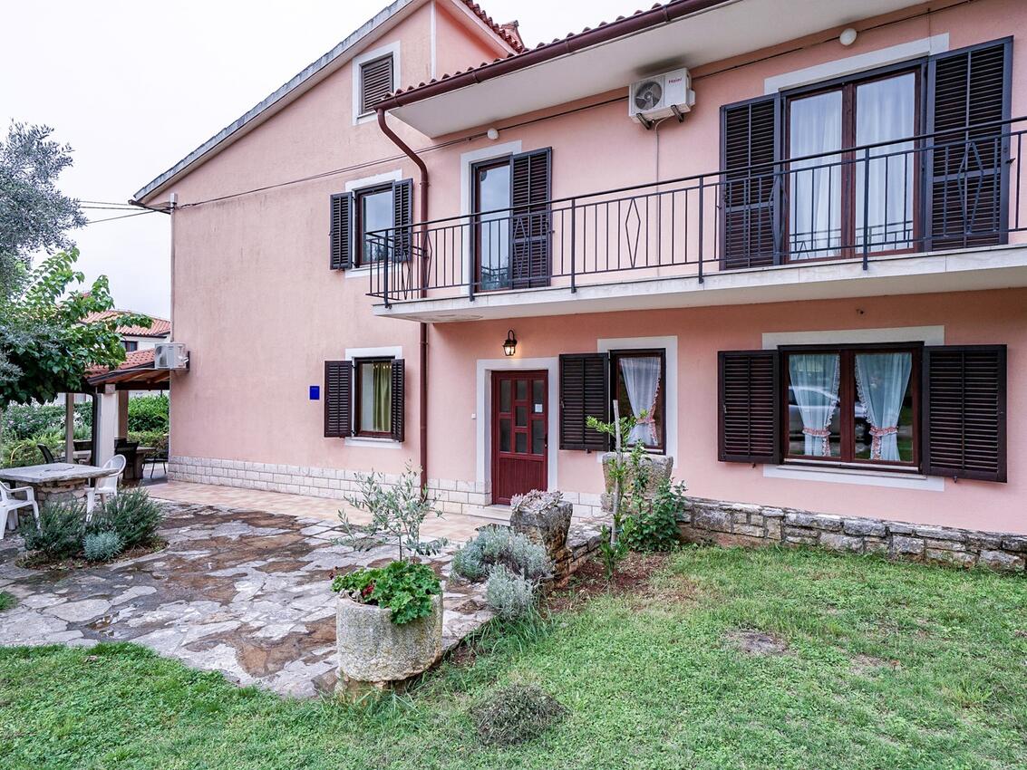 Sommerhus med parkering Valica, Umag - 27201