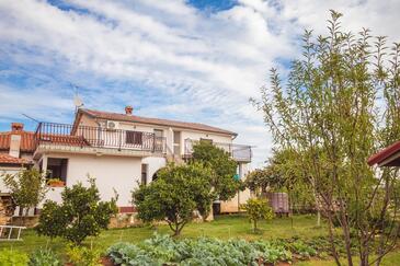Apartments with parking space Bašanija, Umag - 27203 Adriatic.hr