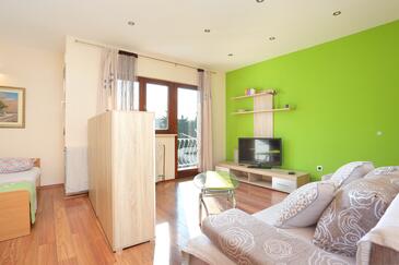 One bedroom apartment Tučepi, Makarska (A-2721-e)
