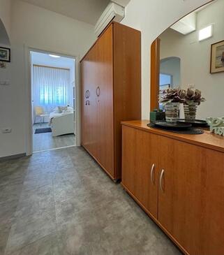Lägenheter med parkering Basanija, Umag - 27213