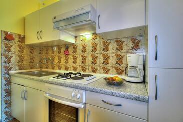 Apartmanok gyermekes családok részére Zambratija, Umag - 27225