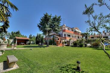 Апартаменты для семей с детьми Замбратия - Zambratija, Умаг - Umag - 27225 Adriatic.hr