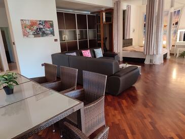 Family friendly house with a swimming pool Seget, Umag - 27237