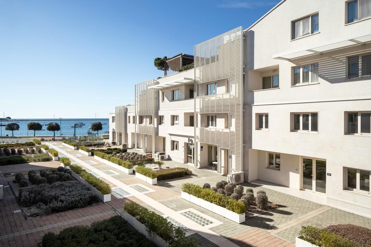 Apartments with swimming pool Rožac, Umag - 27250