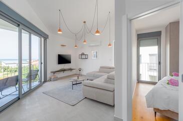 Apartments with parking space Zambratija, Umag - 27254