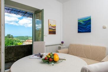 Ferienwohnungen mit Parkplatz Momjan, Sredisnja Istra - 27258