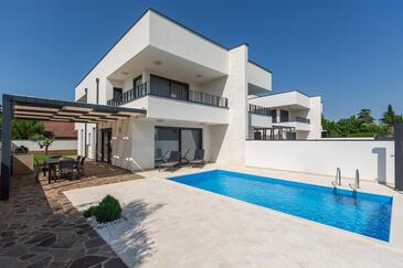 Dom s bazénom pre rodinu Savudrija, Umag - 27264 Adriatic.hr