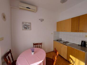 Apartmanok a tenger mellett Duce, Omis - 2731