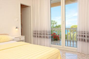 Ferienwohnungen und Zimmer am Meer Zivogosce - Porat, Makarska - 2733