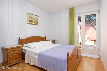 Ferienwohnungen am Meer Duce, Omis - 2737