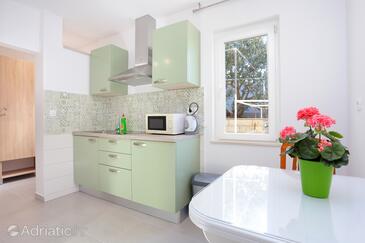 Lejligheder ved havet Duce, Omis - 2737