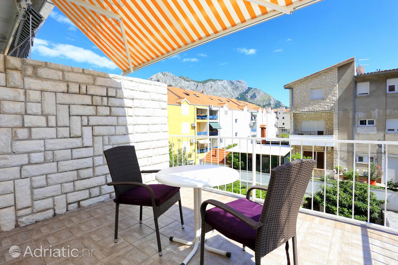 Appartamenti con parcheggio Almissa - Omiš - 2738