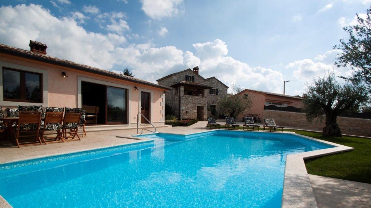 Family friendly house with a swimming pool Višnjan - Strpačići, Central Istria - Središnja Istra - 27393