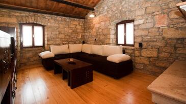 Family friendly house with a swimming pool Višnjan - Strpačići, Central Istria - Središnja Istra - 27393