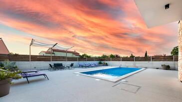 Four-bedroom house Kanfanar, Central Istria - Središnja Istra (K-27407(
