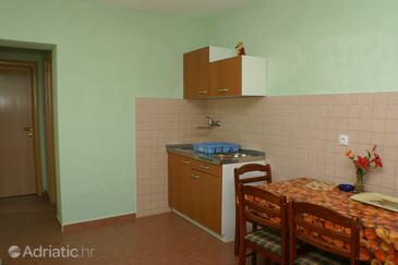 Apartments by the sea Marušići, Omiš - 2741