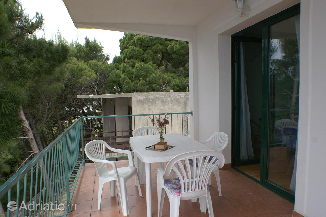 A-2741-c - Private accommodation - Apartments by the sea Marušići, Omiš