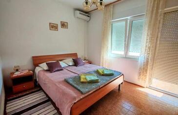 Apartmány s parkovištěm Barbat, Rab - 27424