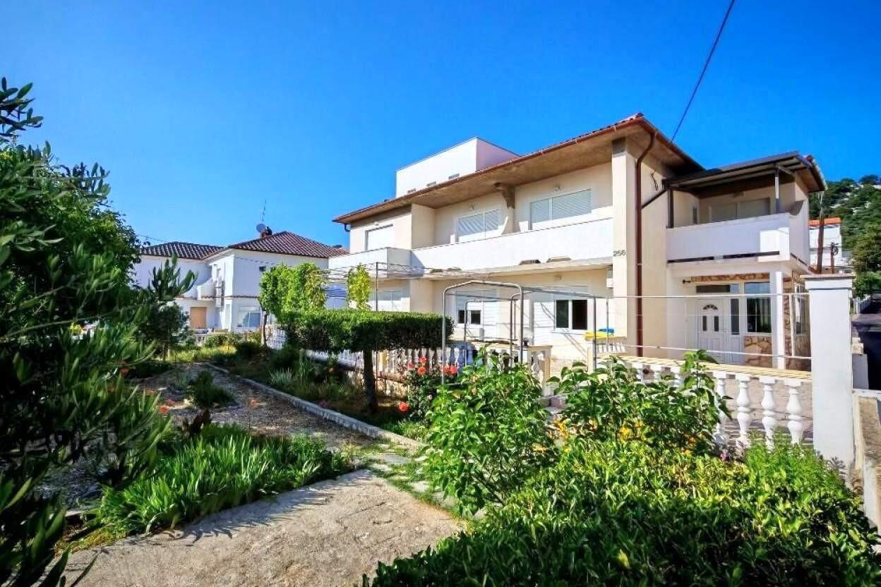 Apartmány s parkovištěm Barbat, Rab - 27424