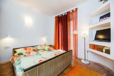 Leiligheter med parkering Kastel Stafilic, Kastela - 27426