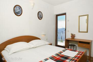 Appartementen aan zee Pisak, Omis - 2743