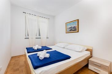 Leiligheter med internett Vrbnik, Krk - 27444