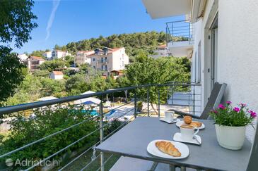 Appartementen met zwembad geschikt voor gezinnen met kinderen Marina, Trogir - 27449