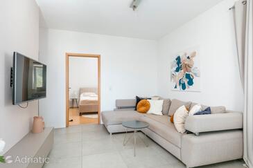 Appartementen met zwembad geschikt voor gezinnen met kinderen Marina, Trogir - 27449