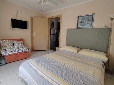 Jednopokojový apartmán Pirovac, Šibenik (A-27461-a(