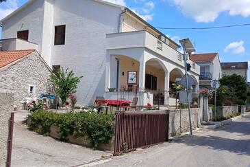 Chambres avec le parking privé Sveti Filip i Jakov, Biograd - 27492 Adriatic.hr