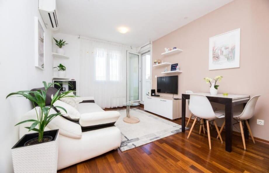 Apartments with WiFi Split - 27493