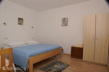 Apartments by the sea Pisak, Omiš - 2750