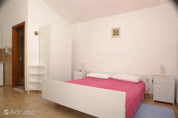 Appartamenti accanto al mare Pisak, Almissa - Omiš - 2750