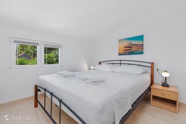 Ferienwohnungen mit Pool Mimice, Omis - 27510