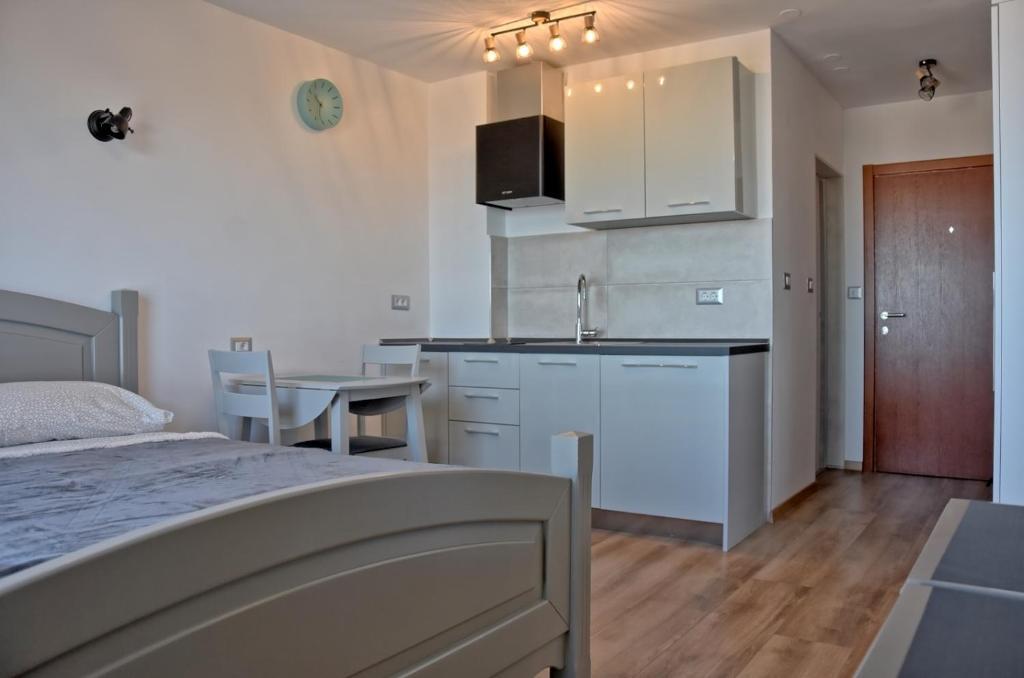 Ettroms leilighet Porec (A-27516-a)