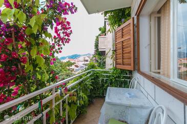 Apartments and rooms by the sea Brela, Makarska - 2752