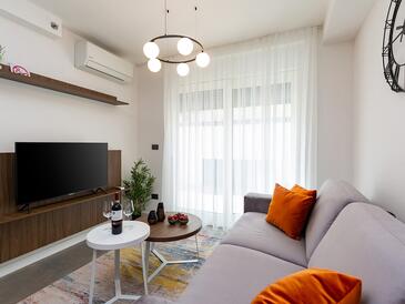 Leiligheter med parkering Porec - 27528