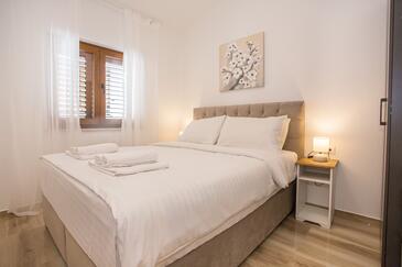 Nyaralóház parkolóhellyel Porec - 27530