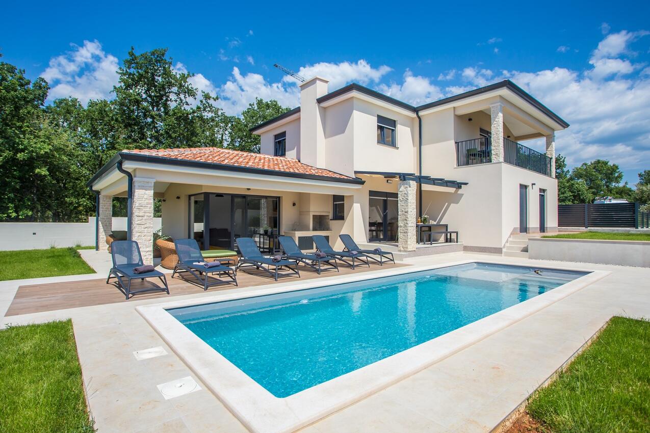 Casa pentru familii cu piscină Porec - 27532