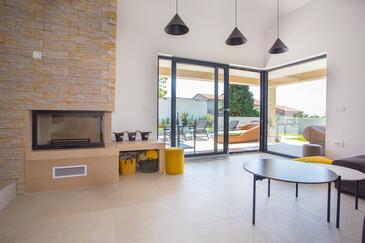 Casa pentru familii cu piscină Porec - 27532