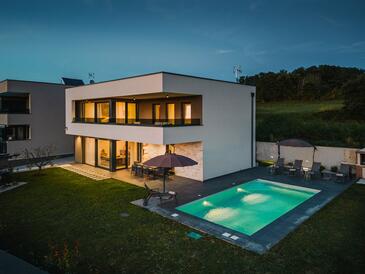 Casa vacanze con piscina Kastelir, Istria Centrale - Središnja Istra - 27539 Adriatic.hr