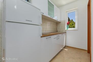 Apartamente cu piscină Mimice, Omis - 2754